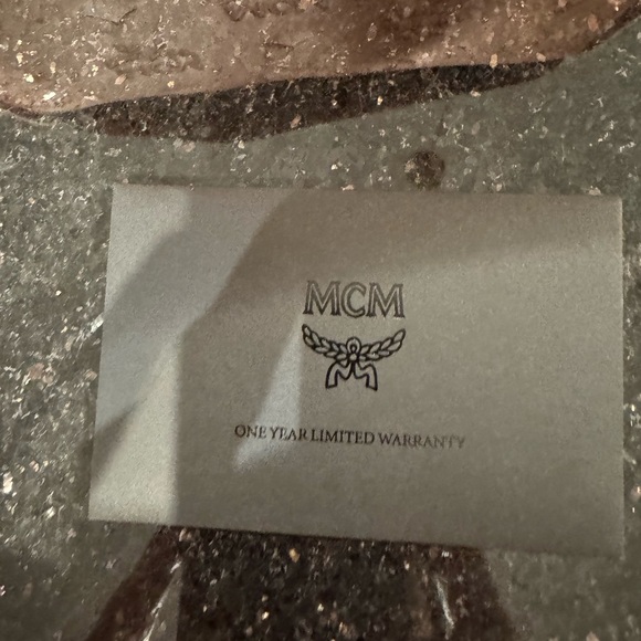 Brand new MCM leather shoulder bag - Picture 9 of 9